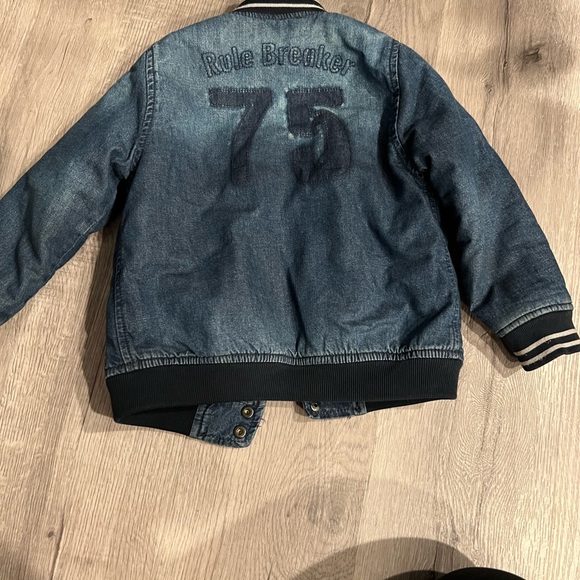 Zara denim jacket - Picture 6 of 6